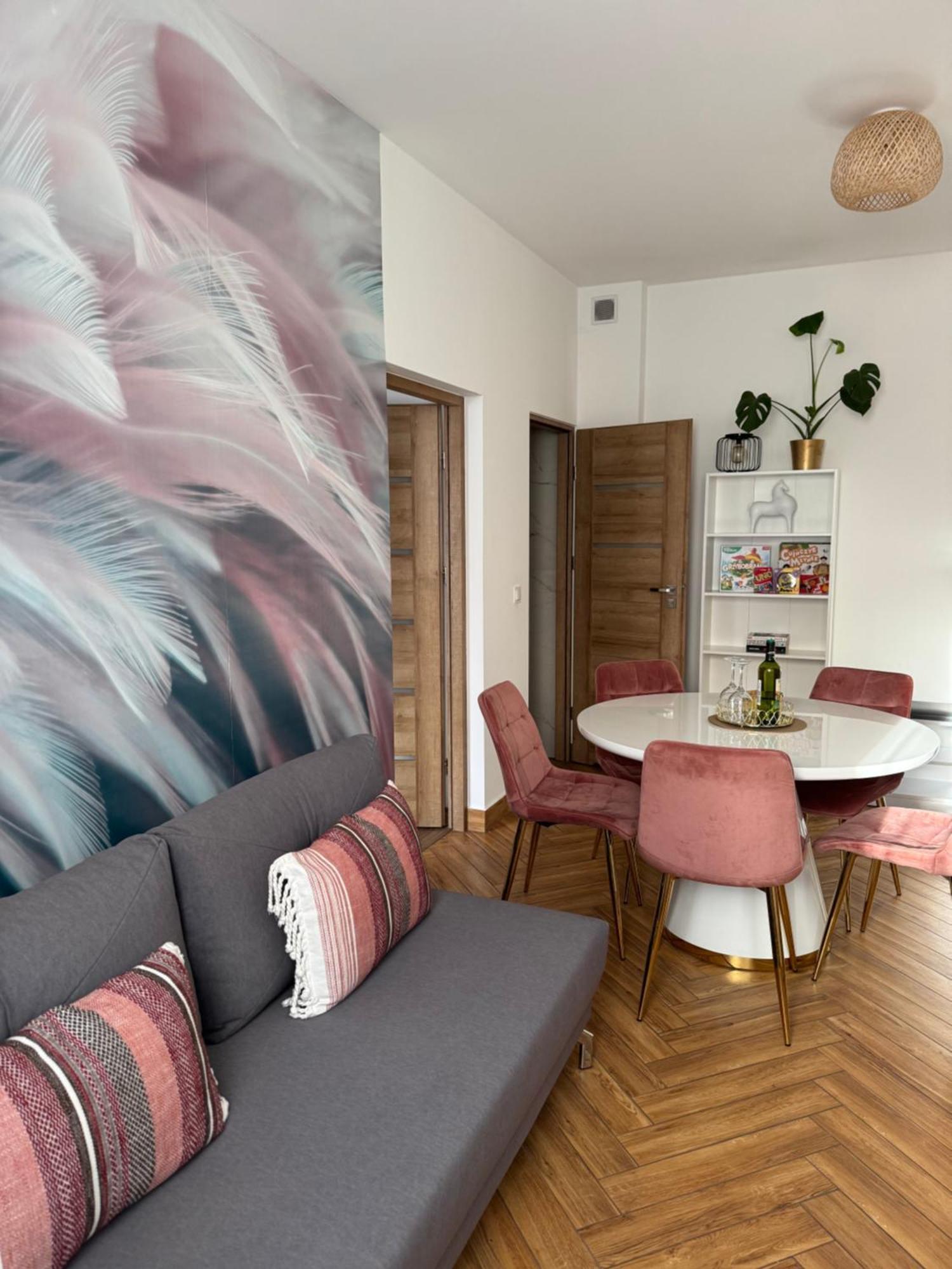 Apartment Dawna Mleczarnia Sosnowy *